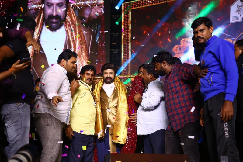 veera-simha-reddy-pre-release-event-set-1-16.jpg