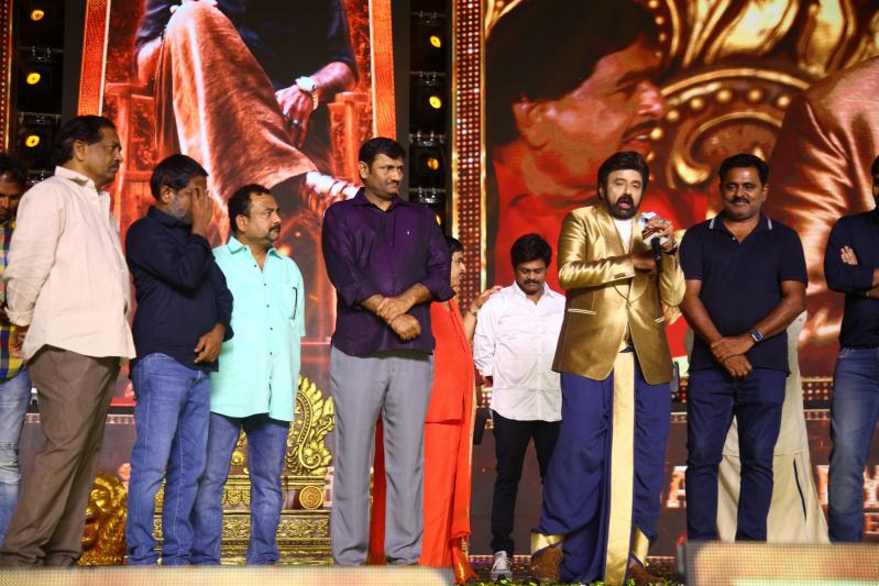 veera-simha-reddy-pre-release-event-set-1-8.jpg