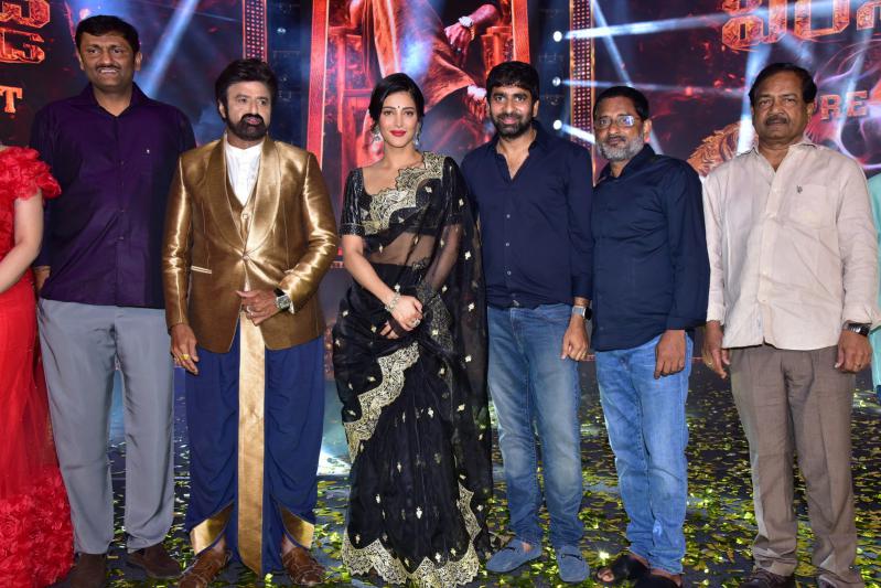 veera-simha-reddy-pre-release-event-set-2-2.jpg