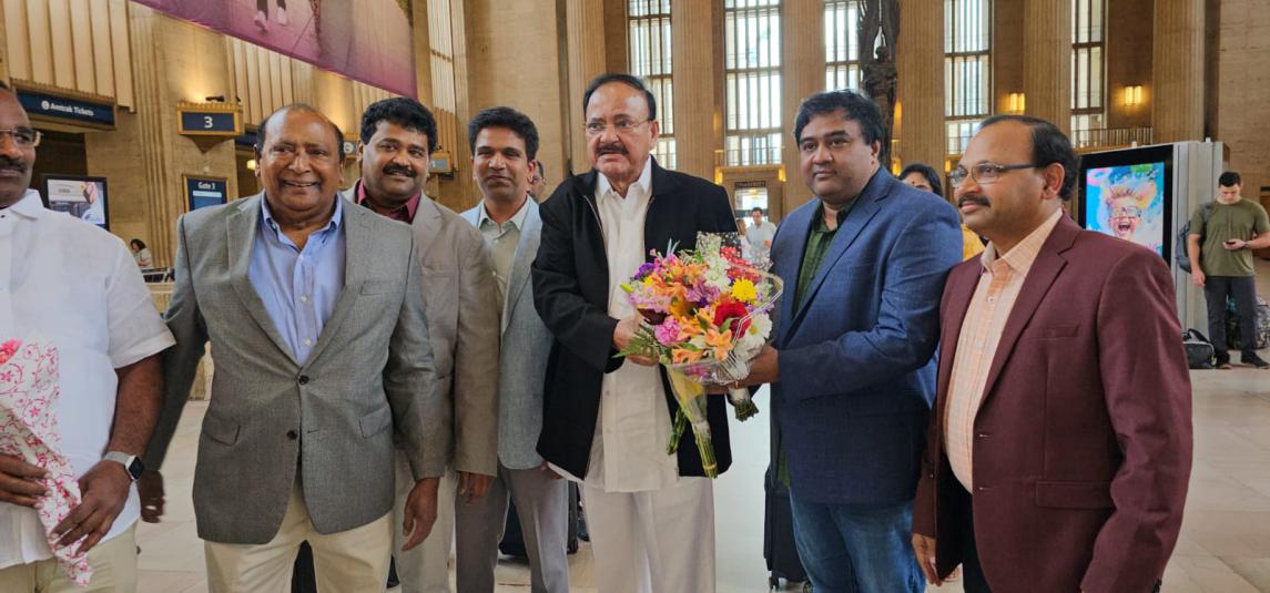 venkaiah-naidu-receives-grand-welcome-to-tana-leaders-7-jul-2023-4.jpg