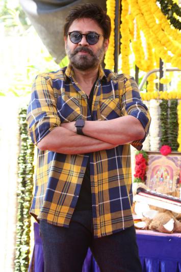 venkatesh-stills-3-3.jpg