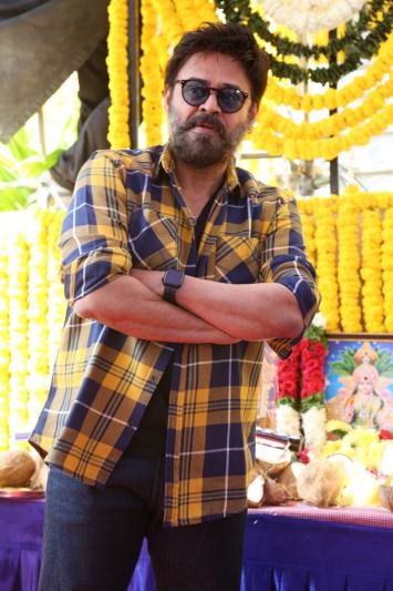 venkatesh-stills-3-4.jpg