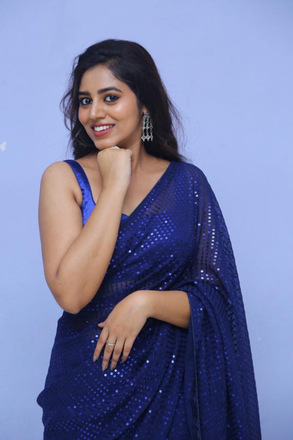 vibhisha-jaanu-stills-12.jpg