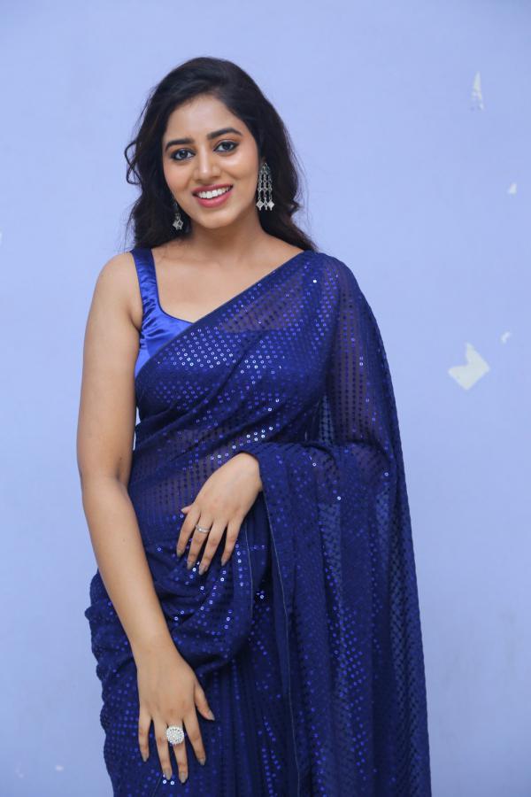 vibhisha-jaanu-stills-4.jpg