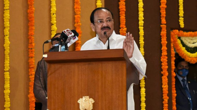 vice-president-speech-at-nataka-sahityotsavam-event-4.jpg