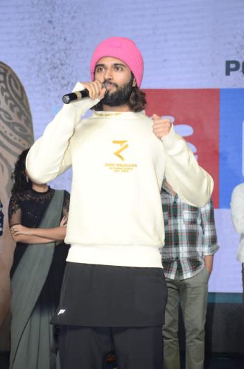 vijay-devarakonda-at-rowdy-boys-song-launch-10.jpg