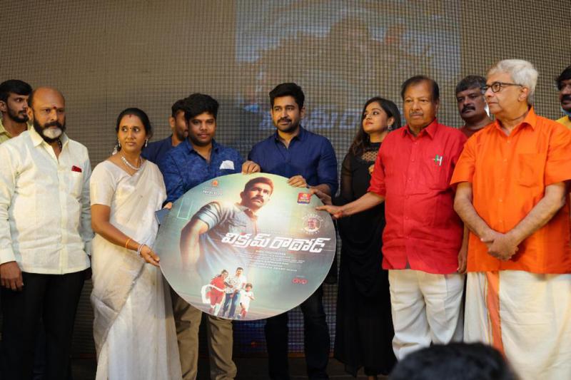 vikram-rathode-pre-release-event-1.jpg