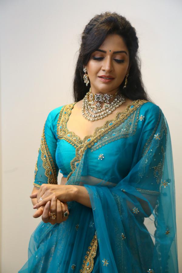 vimala-raman-stills-2-17.jpg