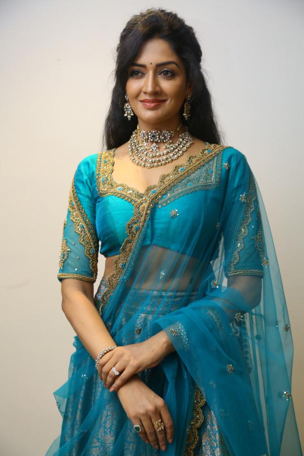 vimala-raman-stills-2-7.jpg