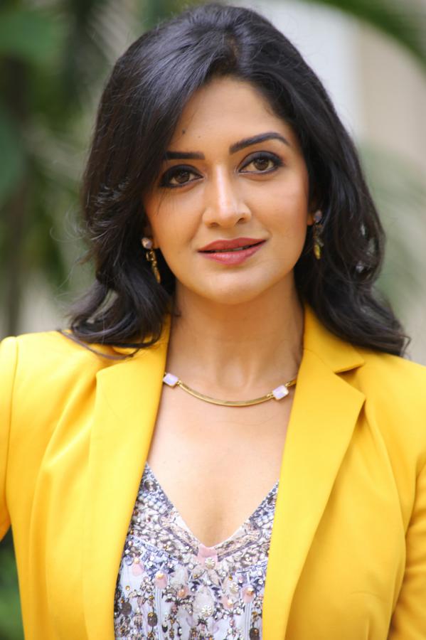 vimala-raman-stills-4.jpg