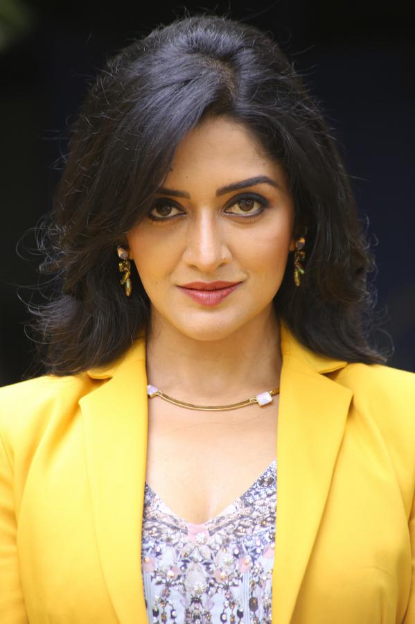 vimala-raman-stills-6.jpg