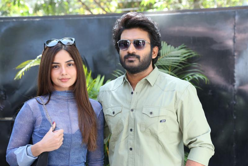 vinaro-bhagyamu-vintha-katha-movie-pressmeet-4.jpg