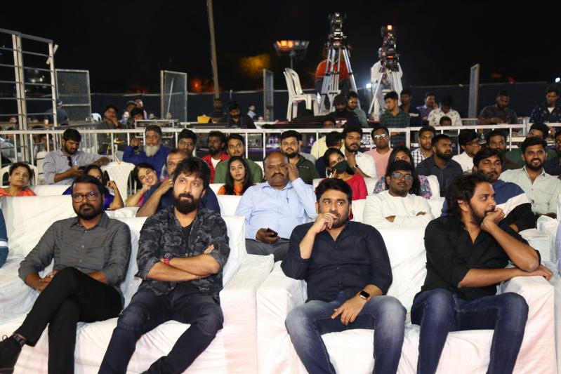 vinaro-bhagyamu-vishnu-katha-movie-pre-release-13.jpg