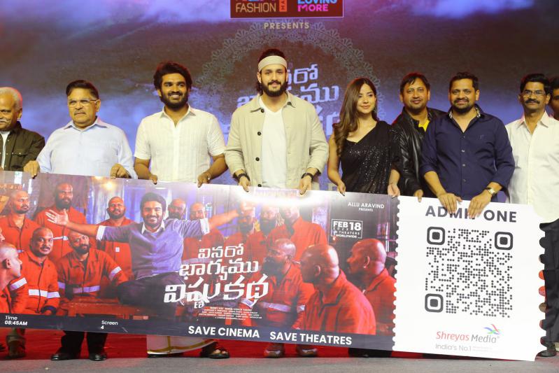 vinaro-bhagyamu-vishnu-katha-movie-pre-release-6.jpg