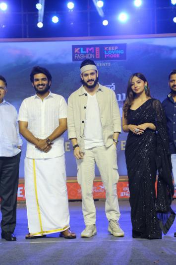 vinaro-bhagyamu-vishnu-katha-movie-pre-release-9.jpg