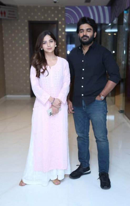 vinaro-bhagyamu-vishnu-katha-movie-success-meet-4.jpg