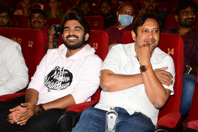 vinaro-bhagyamu-vishnukadha-trailer-launch-11.jpg