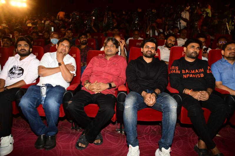 vinaro-bhagyamu-vishnukadha-trailer-launch-12.jpg