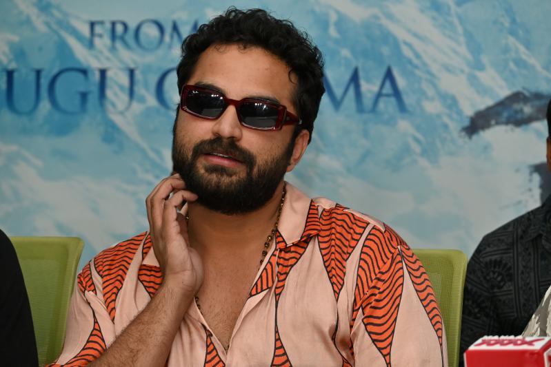 vishwak-sen-stills-3-2.jpg