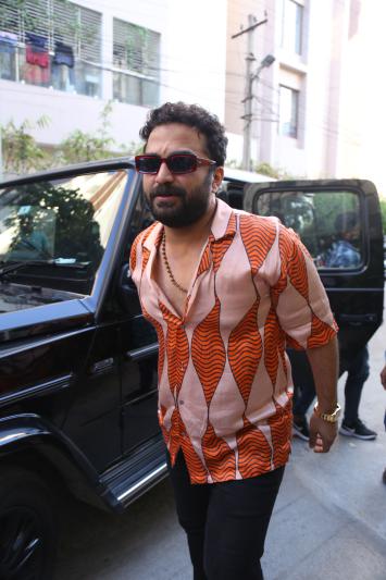 vishwak-sen-stills-3-6.jpg