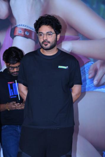 vishwak-sen-stills-4-6.jpg