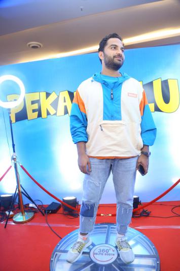 Viswaksen Stills