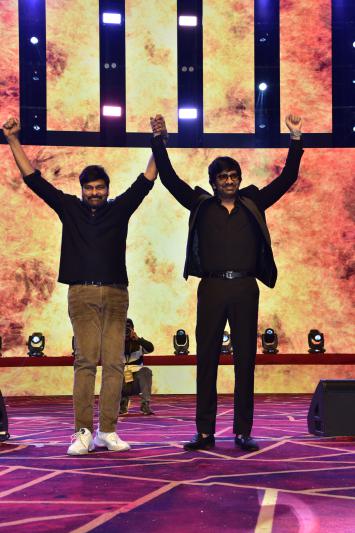 waltair-veerayya-mega-mass-party-set-1-10.jpg