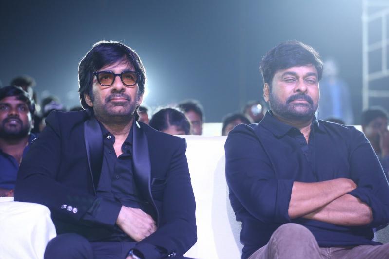 waltair-veerayya-mega-mass-party-set-3-7.jpg