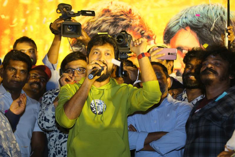 waltair-veerayya-poonakaalu-loading-song-launch-at-sandhya-70mm-18.jpg