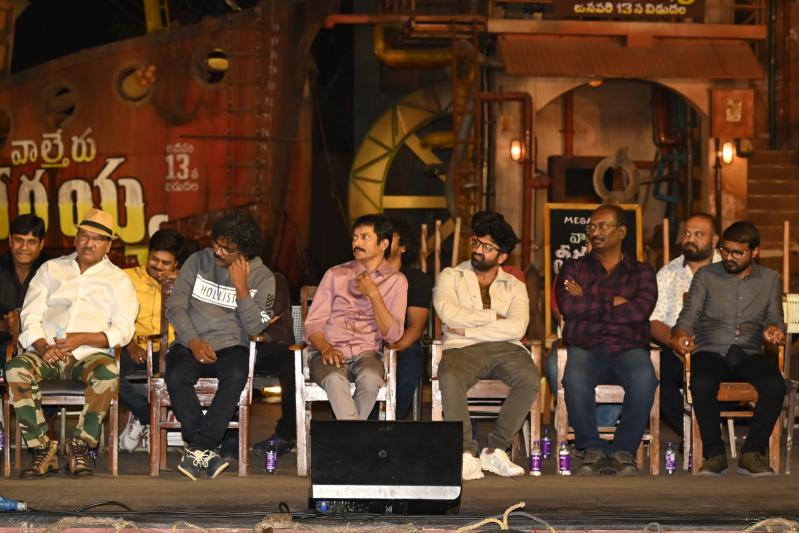 waltair-veerayya-press-meet-1-17.jpg