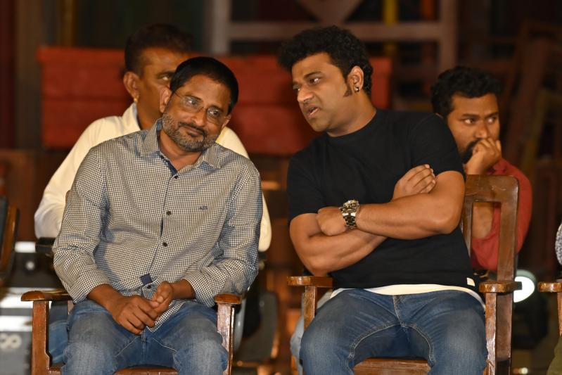 waltair-veerayya-press-meet-1-4.jpg