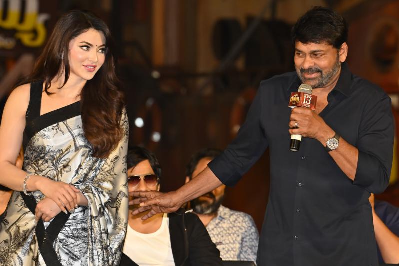 waltair-veerayya-press-meet-2-14.jpg
