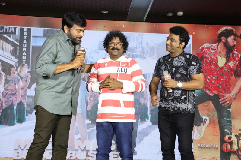 waltair-veerayya-team-felicitates-chandrabose-2.jpg