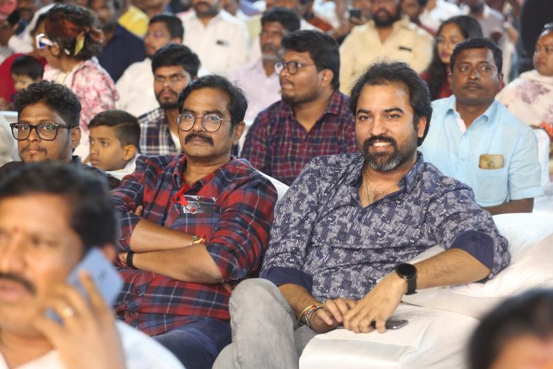 waltair-veerayya-vijaya-viharam-1-18.jpg