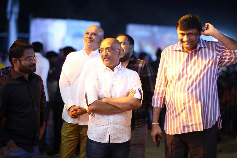 waltair-veerayya-vijaya-viharam-1-19.jpg