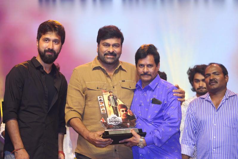 waltair-veerayya-vijaya-viharam-2-20.jpg