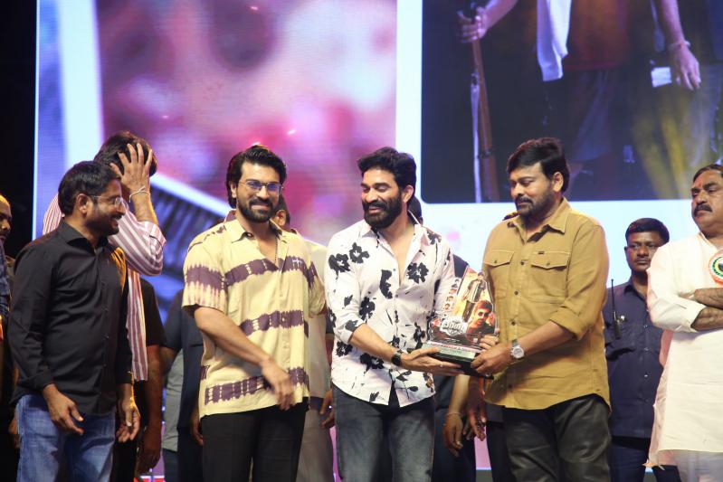 waltair-veerayya-vijaya-viharam-3-11.jpg