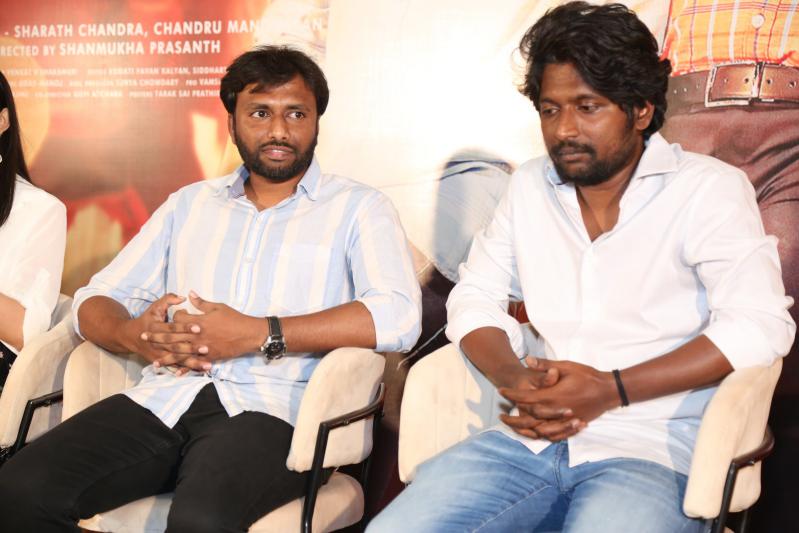 writer-padmabhushan-movie-pressmeet-11.jpg