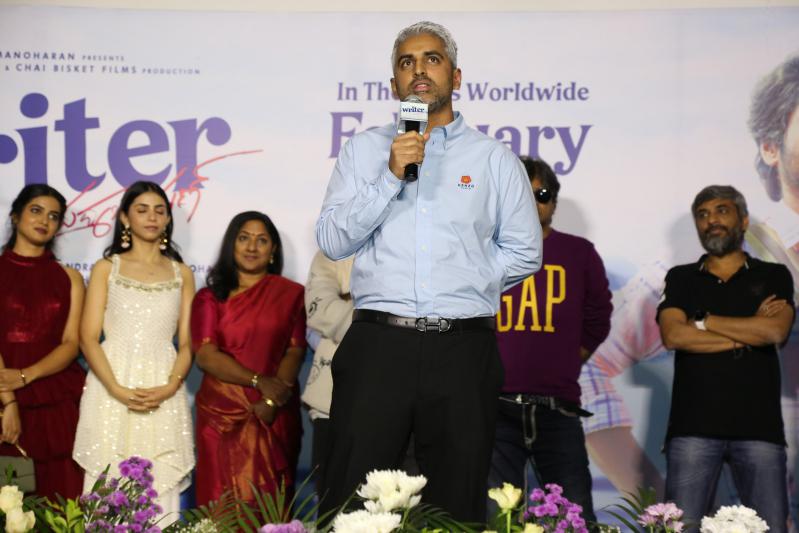 writer-padmabhushan-movie-trailer-launch-12.jpg