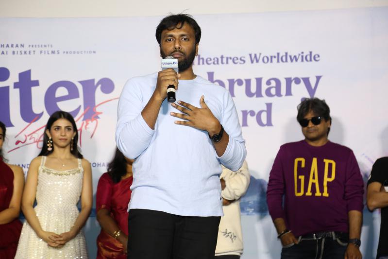 writer-padmabhushan-movie-trailer-launch-13.jpg