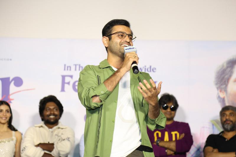 writer-padmabhushan-movie-trailer-launch-19.jpg