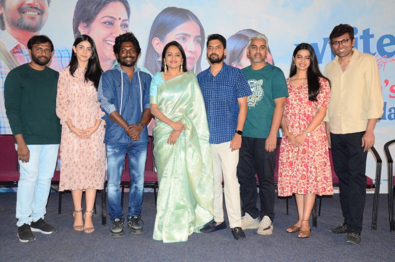 writer-padmabhushan-press-meet-10.jpg