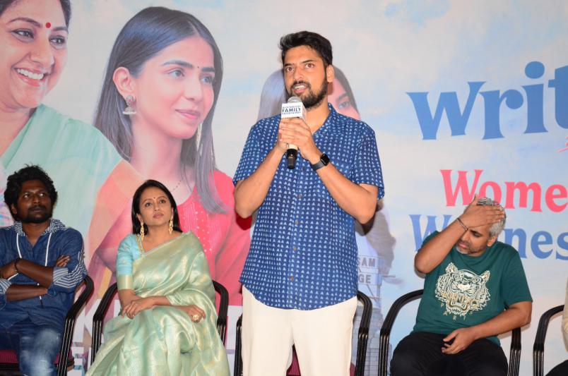 writer-padmabhushan-press-meet-11.jpg