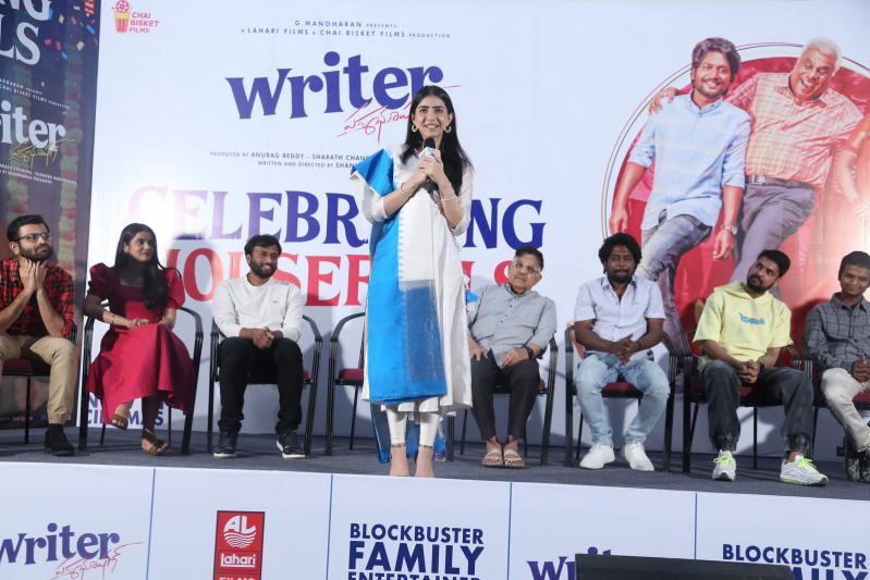 writer-padmabhushan-success-celebrations-15.jpg