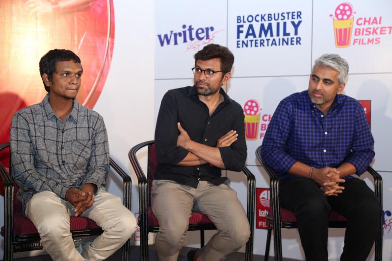 writer-padmabhushan-success-celebrations-3.jpg
