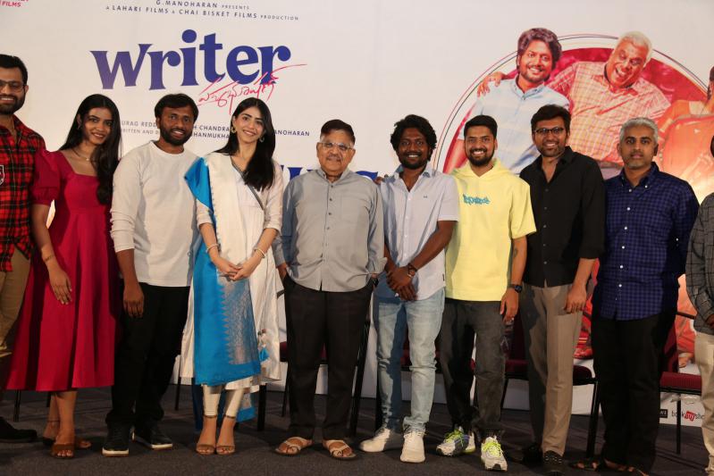 writer-padmabhushan-success-celebrations-7.jpg