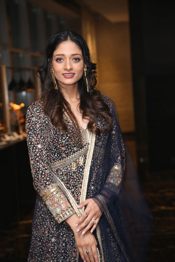 yaaneea-bharadwaj-stills-12.jpg