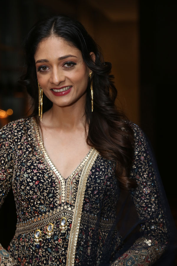yaaneea-bharadwaj-stills-3.jpg