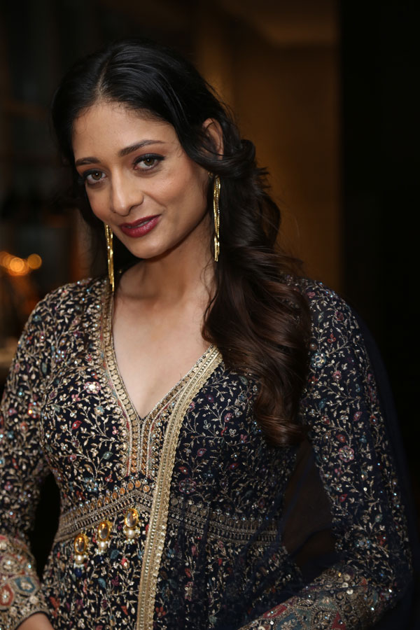 yaaneea-bharadwaj-stills-4.jpg