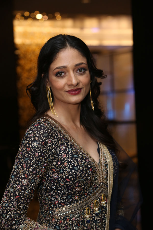 yaaneea-bharadwaj-stills-7.jpg